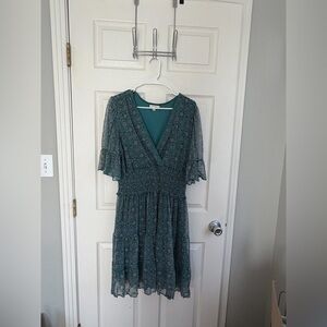 Max Studio Green Boho Floral Smocked Waist Dress XL Flutter Sleeve